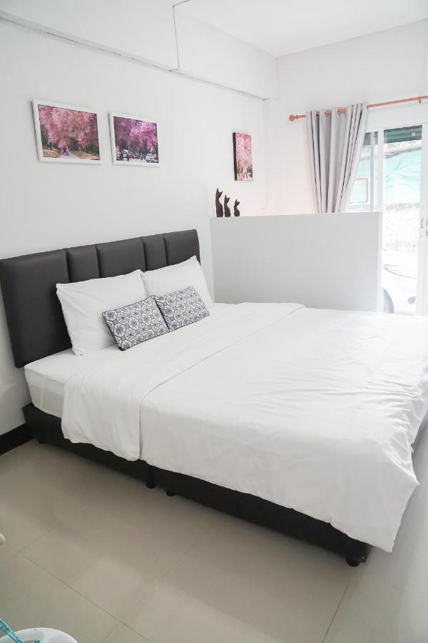 Baan Ploy Inn 2 Chiang Mai Dış mekan fotoğraf
