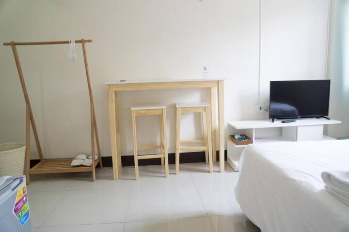 Baan Ploy Inn 2 Chiang Mai Dış mekan fotoğraf