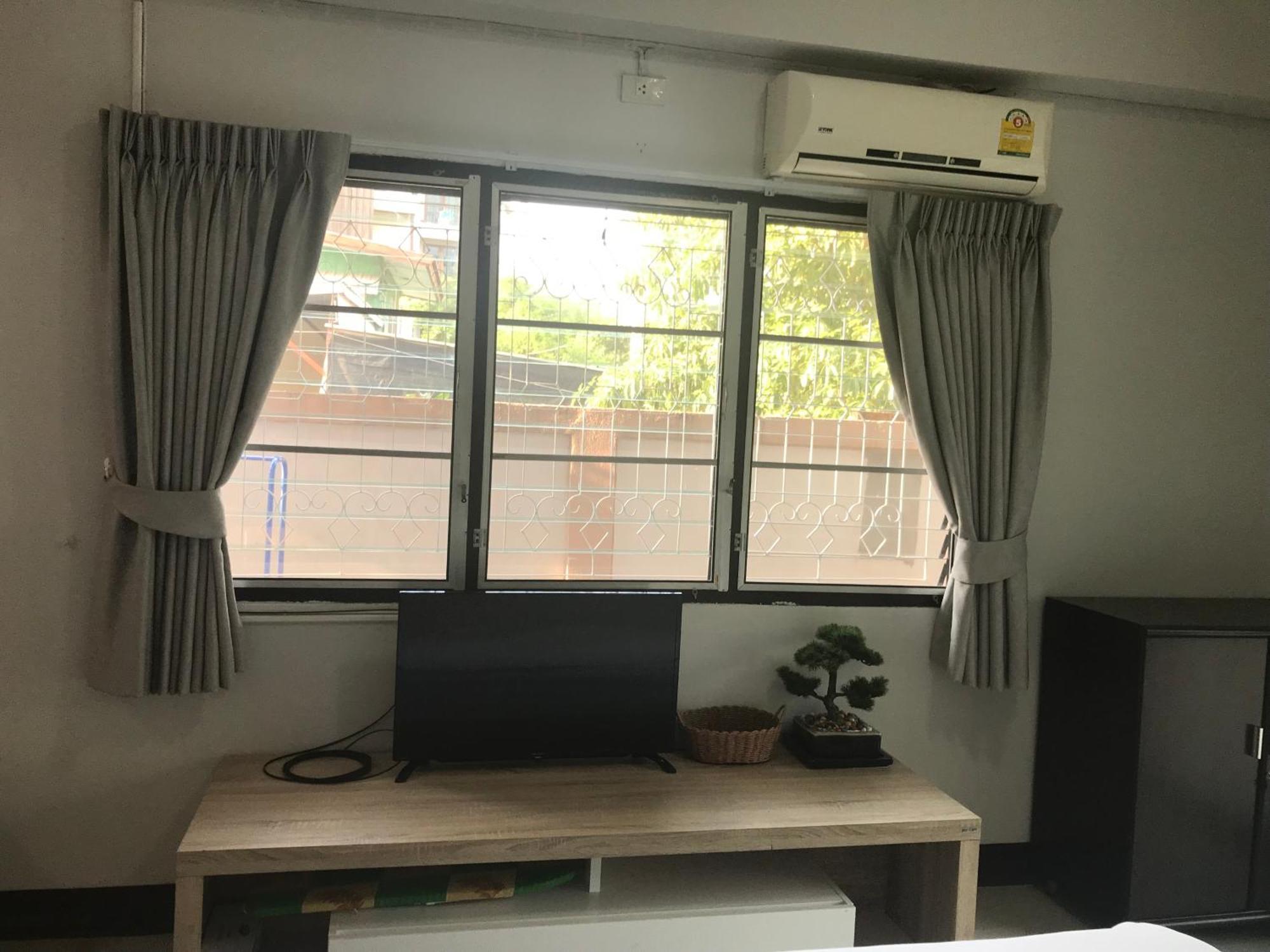 Baan Ploy Inn 2 Chiang Mai Dış mekan fotoğraf